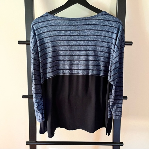 Ann Taylor LOFT Blue Striped Casual Sweater L - Picture 4 of 8